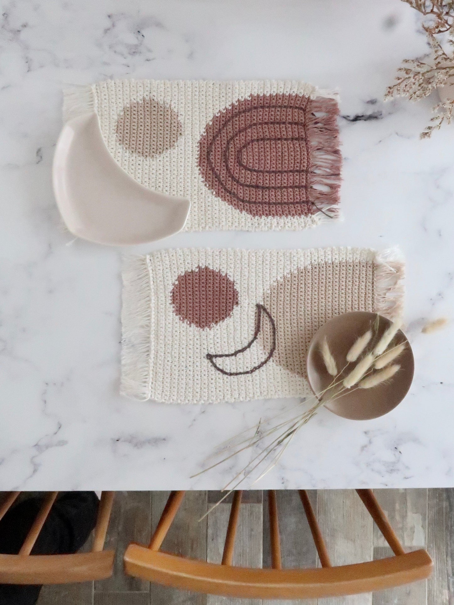 Abstract Shapes Placemats Pattern - The Crochet Coven