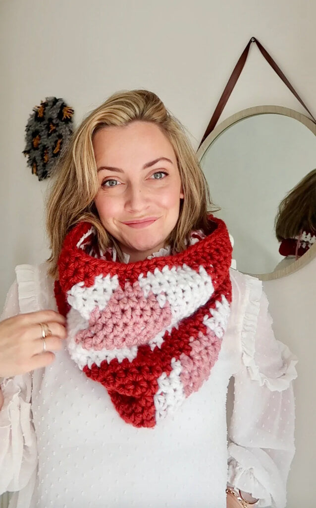 Leopard Print Cowl Pattern - The Crochet Coven
